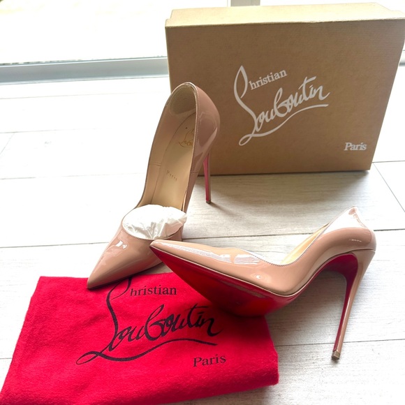 Christian Louboutin Shoes - Christian Louboutin beige pump